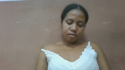 Tharcile live cam on Cam4