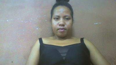 Tharcile live cam on Cam4