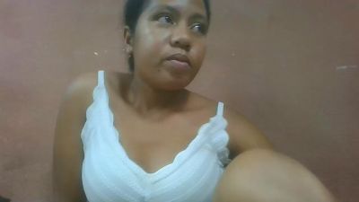 Tharcile live cam on Cam4