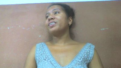 Tharcile live cam on Cam4