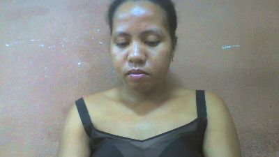 Tharcile live cam on Cam4