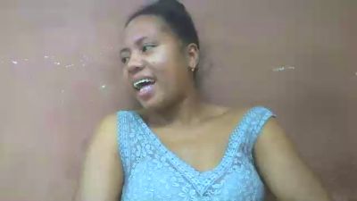 Tharcile live cam on Cam4