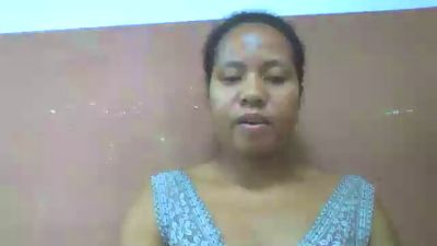 Tharcile live cam on Cam4
