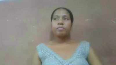 Tharcile live cam on Cam4