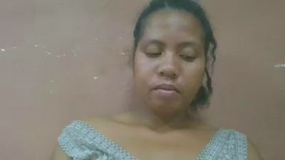 Tharcile live cam on Cam4