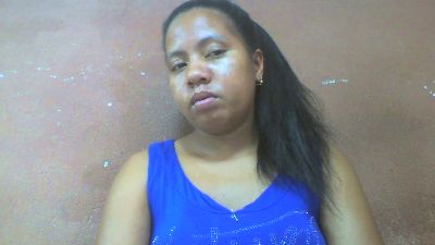 Tharcile live cam on Cam4