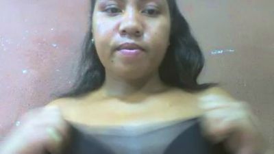 Tharcile live cam on Cam4