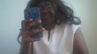 Thatgirlivvyyy live cam on Cam4