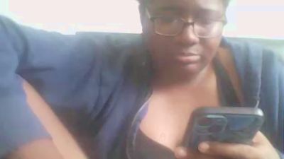 Thatgirlivvyyy live cam on Cam4