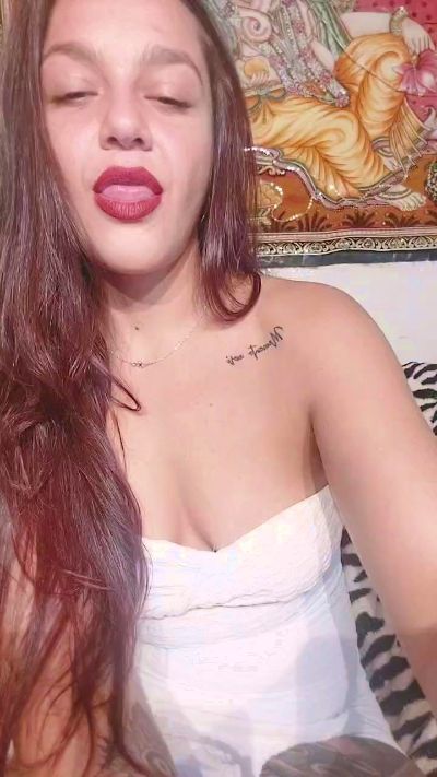 Thaylastripper live cam on Cam4
