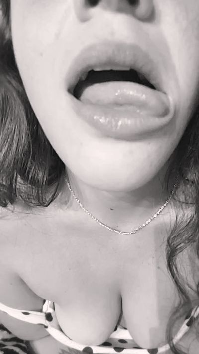 Thaylastripper live cam on Cam4