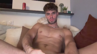 TheBrokeScholar live cam on Cam4
