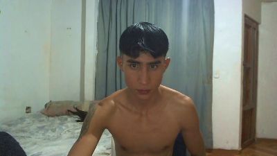 TheCowboy3 live cam on Cam4