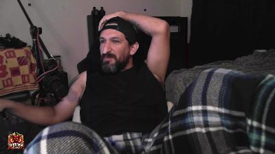 TheDevilPup75 live cam on Cam4