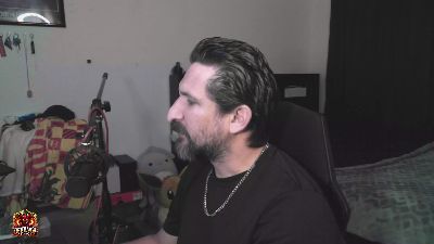 TheDevilPup75 live cam on Cam4