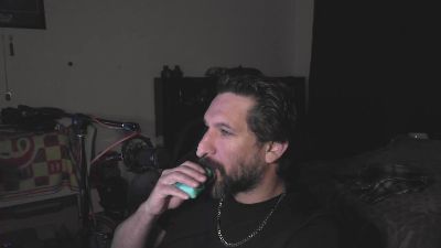 TheDevilPup75 live cam on Cam4