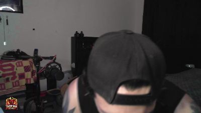 TheDevilPup75 live cam on Cam4