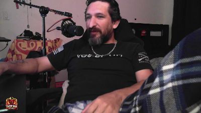 TheDevilPup75 live cam on Cam4