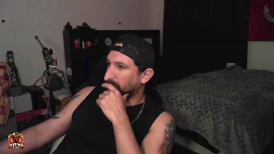 TheDevilPup75 live cam on Cam4