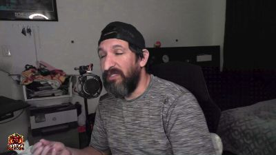TheDevilPup75 live cam on Cam4