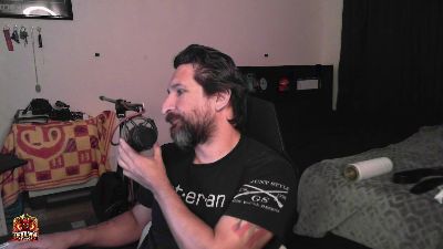 TheDevilPup75 live cam on Cam4
