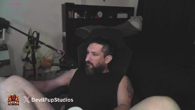 TheDevilPup75 live cam on Cam4