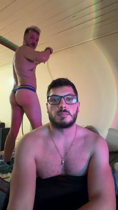 TheGois live cam on Cam4