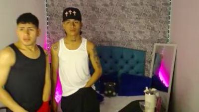 TheHotDuo20 live cam on Cam4