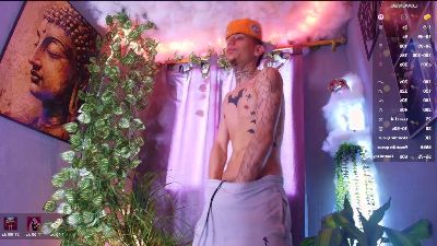 TheMansionBat live cam on Cam4