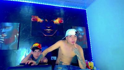 TheShamefulBoys live cam on Cam4