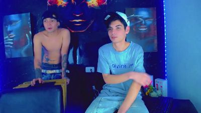 TheShamefulBoys live cam on Cam4