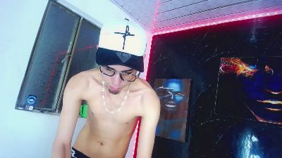 TheShamefulBoys live cam on Cam4