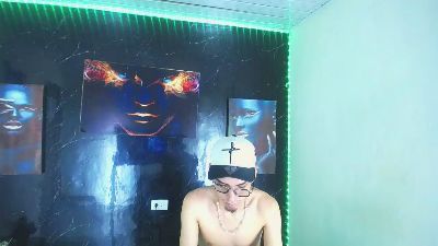 TheShamefulBoys live cam on Cam4