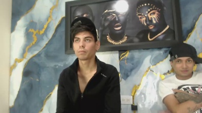 TheShamefulBoys live cam on Cam4