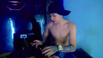 TheShamefulBoys live cam on Cam4