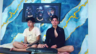TheShamefulBoys live cam on Cam4