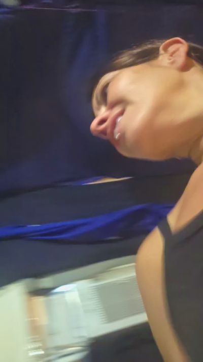 TheSillyRabbitz live cam on Cam4