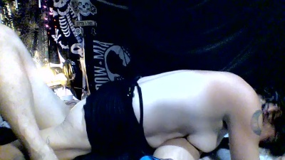 TheSillyRabbitz live cam on Cam4
