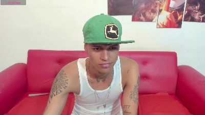 Live Sex Chat with thevenezuelan18