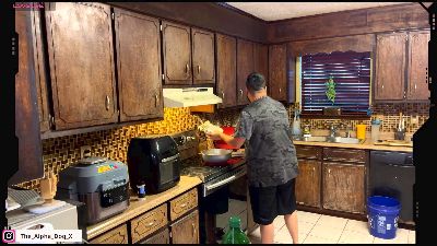 The_Alpha_Dog live cam on Cam4
