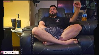 The_Alpha_Dog live cam on Cam4