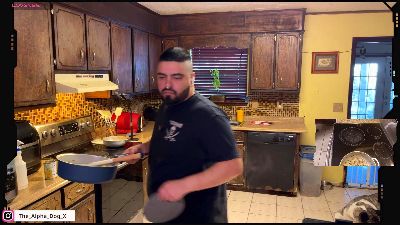 The_Alpha_Dog live cam on Cam4