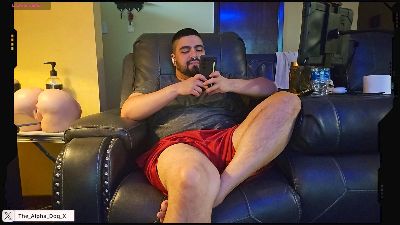 The_Alpha_Dog live cam on Cam4
