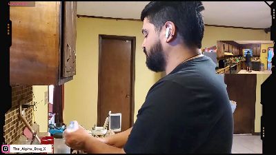 The_Alpha_Dog live cam on Cam4