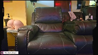 The_Alpha_Dog live cam on Cam4