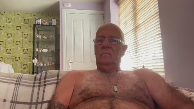 The_helmet7 live cam on Cam4