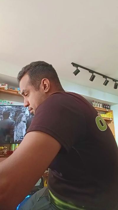Theblack202020 live cam on Cam4