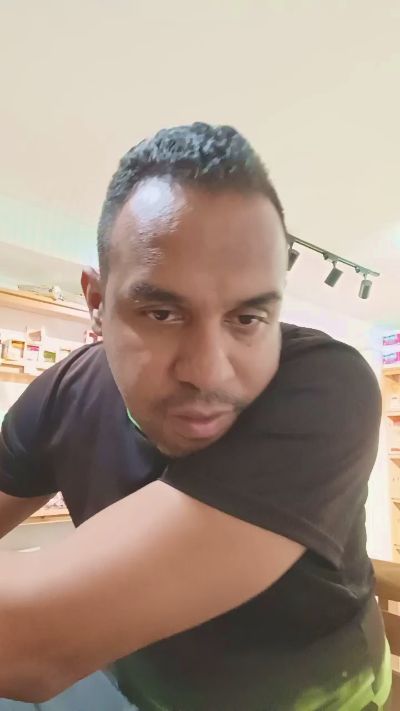 Theblack202020 live cam on Cam4