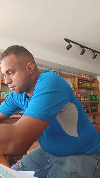 Theblack202020 live cam on Cam4