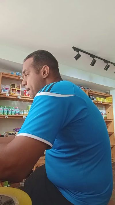 Theblack202020 live cam on Cam4